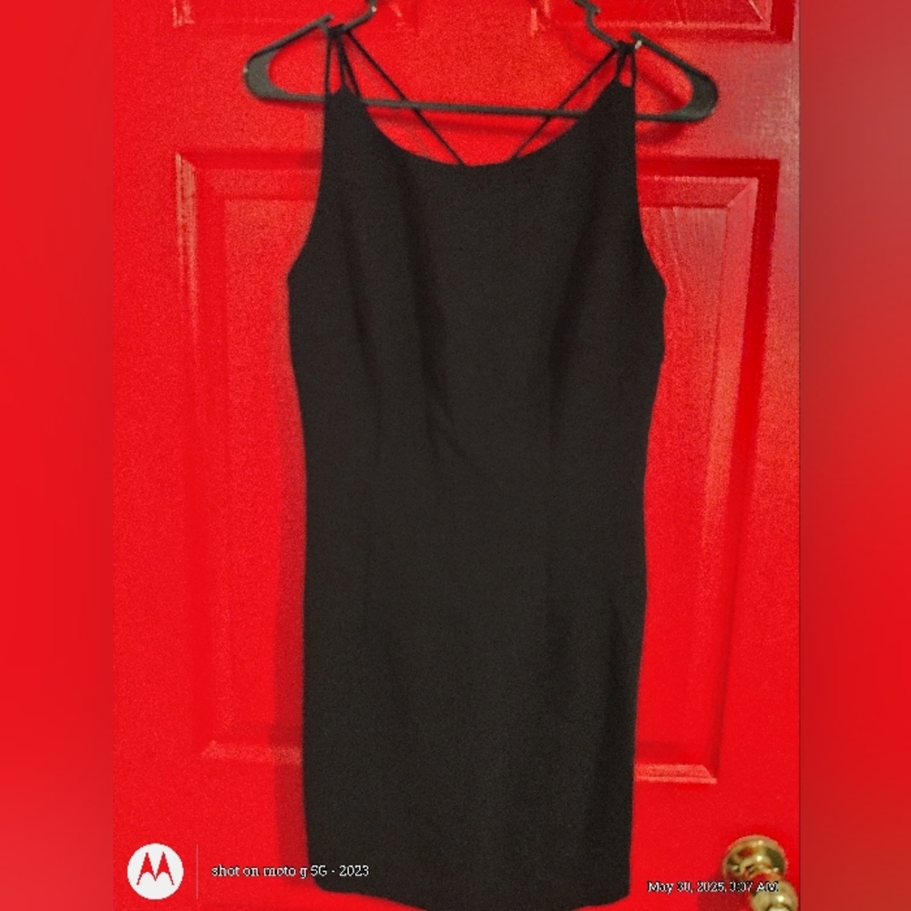 Elegant Black Spagetti Strap Criss Cross Back Mini Dress